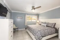 Cozy Condo with Gulf Peek – Steps from the Beach & Across from JW Marriott! - Beach