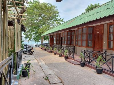 Pilgrim's Kitchen & Inn