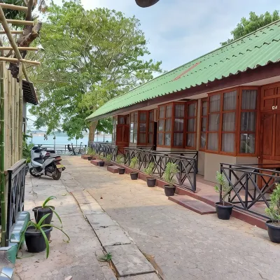 Pilgrim's Kitchen & Inn Hotels in der Nähe von Phonsavanh Temple