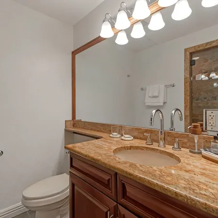 PARK CITY CANYONS VILLAGE-SKI-IN/OUT-YEAR ROUND MOUNTAIN RESORT, 1 BED, SLEEPS 4