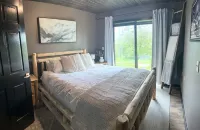 Luxurious ski in-ski out slopeside condo. - 3つ星