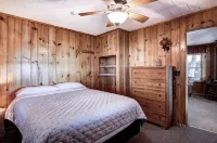 Charming 2-bedroom Hayward Cabin on Lac Courte Oreilles - Hytter