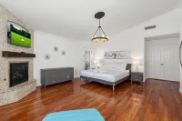 Tranquil Retreat at Ocotillo, 4Bd, 2.5BA, Huge Pool with Heater, and Pool Table. - プライペートプール