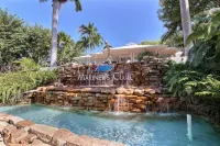 Brand New Listing!  Beautiful - Upscale newly remodeled Modern Tropical Oasis! - Badekar