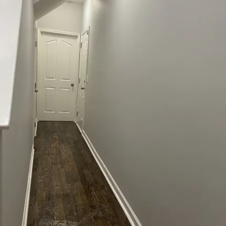 Spacious 3 level Townhome in prime location! Tvs & fans in all 4 bedrooms!!