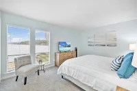 Lakefront Pinehurst Condo 2BD/2BA - Swimmingpools