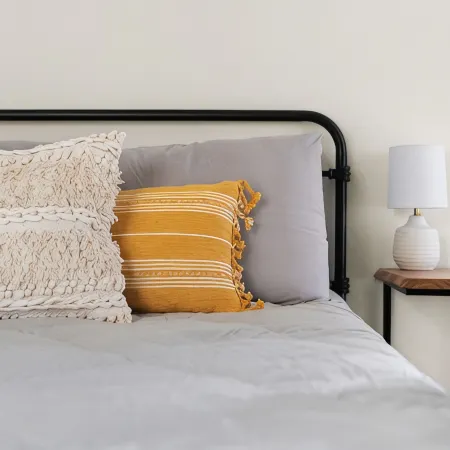 Tiny Cottage - Hill Country Hotels in Kyle