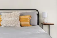 Tiny Cottage - Hill Country - Homestays