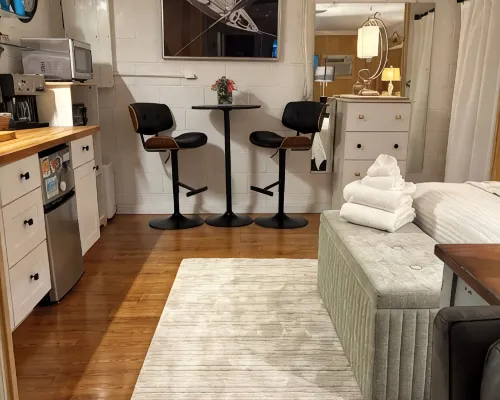Suite is 100 Yds from the Beach! Walking DistancePrivate Beach Access. Ξενοδοχεία στην πόλη Kitty Hawk