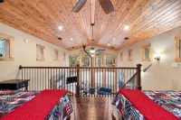 Base of Lassen National Park Secluded 1 BR + LOFT, 2 BATH HOME. sleeps up to 7 - 4-Star