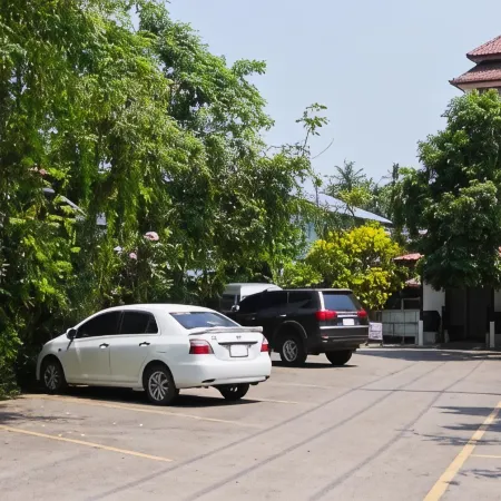 Thanicha Resort Amphawa