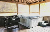 Cozy, lake view cottage in Ellsworth, Maine! - 3-Sterne