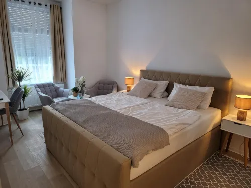 Hotel Kronprinz - Bintang 2