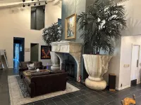 A Pet-Friendly Oasis surrounded by wineries with a Pool, Jacuzzi, and Sauna. - 4-Star