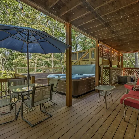 Secluded Cabin w/Hot Tub, Fireplace, Firepit, Grill, Hiking & King Bed