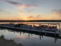 Lake Geneva Area Lakeside Retreat! Close to Golf, Shopping, Restaurants & More! - 3-Star