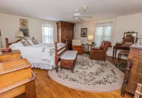 Historic Parker’s Landing - 3-Star