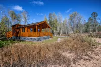 Lake Michigan Tiny Log Cabin - Weekly Rental - Fall Color Dates Available! - Hytter