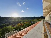 Kamogawa Country Hotel - Mountain view