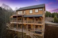 Lagniappe  Lookout , Smoky Mountain View  Private Indoor Pool Hot Tub - Private Pools