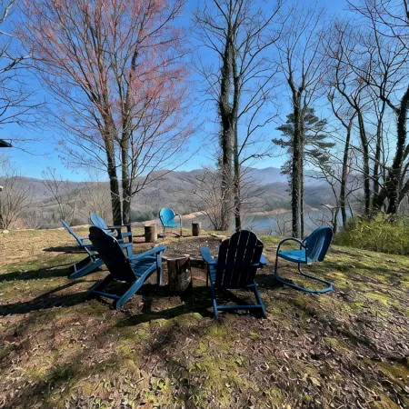 Secluded Cabin Overlooking Fontana Lake & Smoky Mtns NP