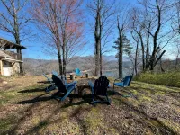 Secluded Cabin Overlooking Fontana Lake & Smoky Mtns NP - 4-Star