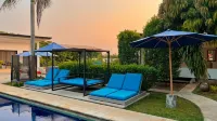 Lucca Resort & Residence - Pools