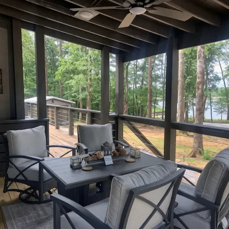 Swordfish Suite DOG friendly- Pup Shed Retreat