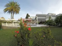 Hotel Complejo Los Rosales - sarapan