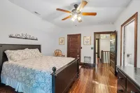 Historic charm in downtown Tryon; 18 Minutes from Tryon Intl Equestrian Center - Homestays