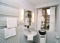 Metzgerei Gasthof Romantik Hotel der Millipp - parking