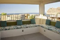 Casa Paraiso - 1 minute walk to the Beach! - บังกะโล