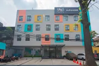 Sans Hotel Alexander Bandung Hotels in Cicendo