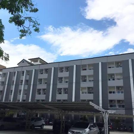 Monta Apartment Отели рядом с достопримечательностью «Университет Бурафа»