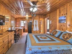 Hidden Rest Cabins and Resort