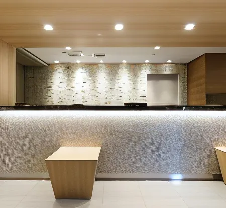 Smile Hotel Shinagawasengakujiekimae Отели рядом с достопримечательностью «Благотворительный фонд WWF Japan»