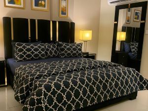 1 Bedroom Apartment, Bahria Town Lahore Diamount01