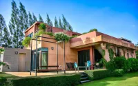 House of Love Khaoyai by Ganit Hotels near Thongsomboon Club