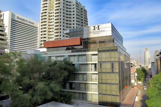 โรงแรม เดอะ เฮอริเทจ กรุงเทพ