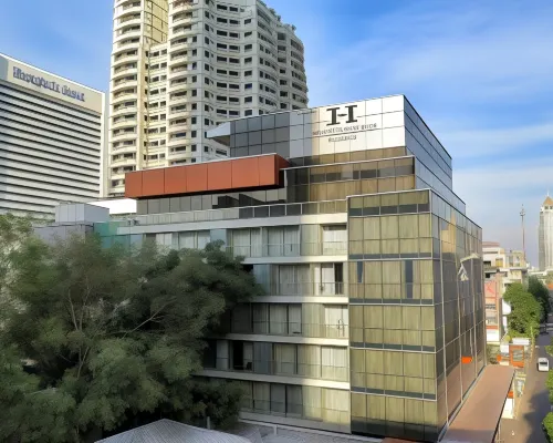 The Heritage Hotels Bangkok Hotels near MahaNakhon