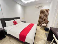 RedDoorz Near Kantor Walikota Manado Hoteller i Lawangirung