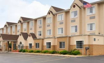 Microtel Inn & Suites by Wyndham Oklahoma City Airport - Housity