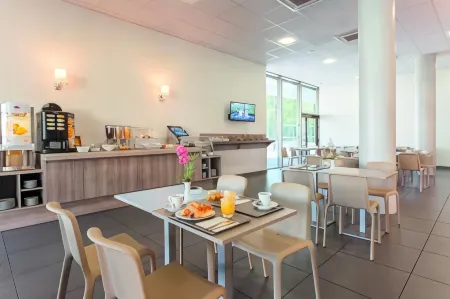 Appart'City Confort Mulhouse Отели рядом с достопримечательностью «Cité de l'Automobile»