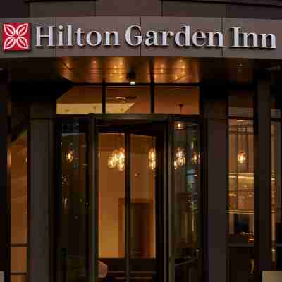 Hilton Garden Inn Albany Hotel Exterior