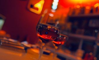 Logis Hotel Medieval, Montelimar Nord - Housity