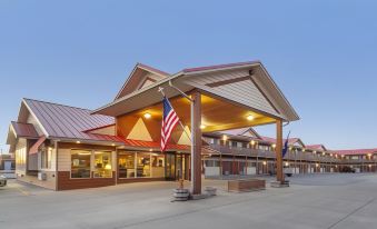 Harmony Inn & Suites