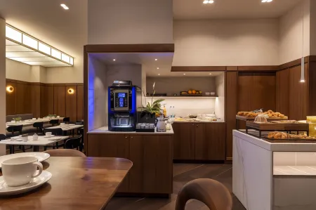 Hôtel Gutenberg Отели рядом с достопримечательностью «Rue des Juifs»