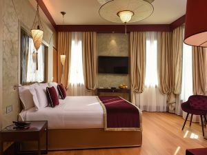 Santa Croce Boutique Hotel