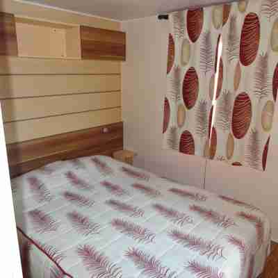 Grands Mobil homes 8 couchages clim en village vacances Rooms