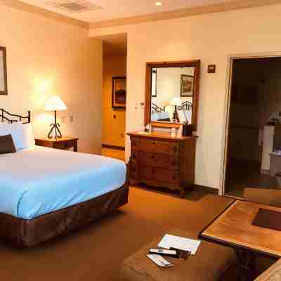 Best Western Plus Waterbury - Stowe Rooms